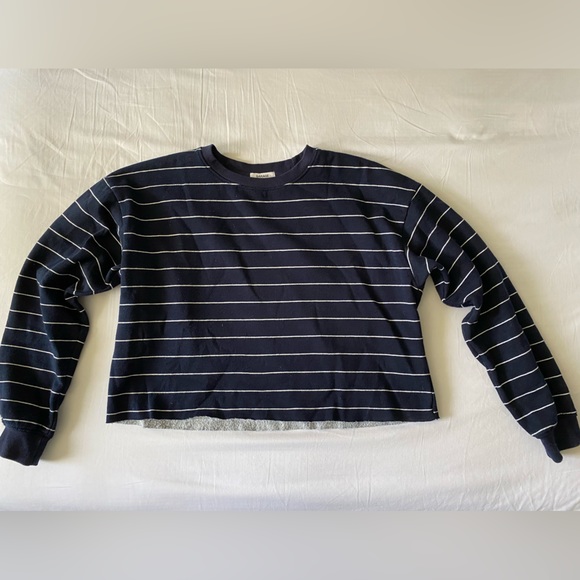 GARAGE stripped cropped crew neck, size large women’s, perfect condition. - Picture 2 of 3